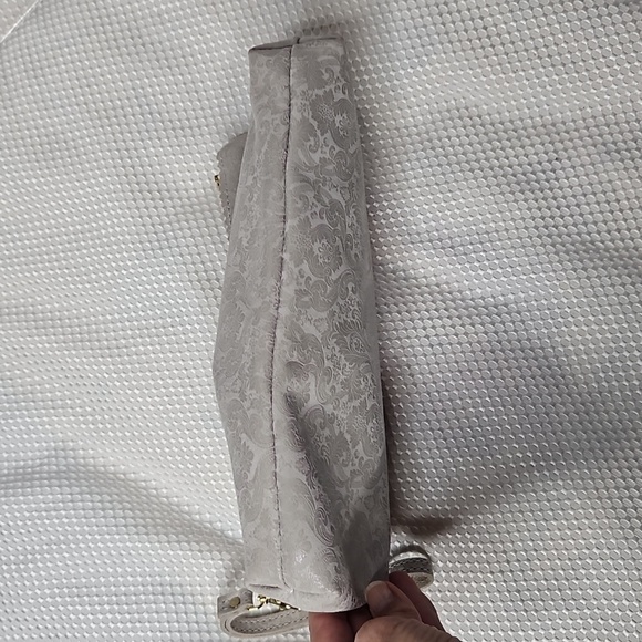 FERCHI TAUPE SUEDE WRISTLET - Picture 8 of 8